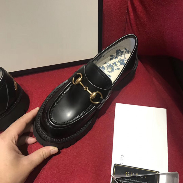 HOT SALE GUCCI Leather lug sole Horsebit loafer