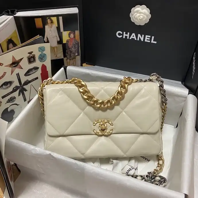 Frstbag ru CHANEL 19 FLAP BAG