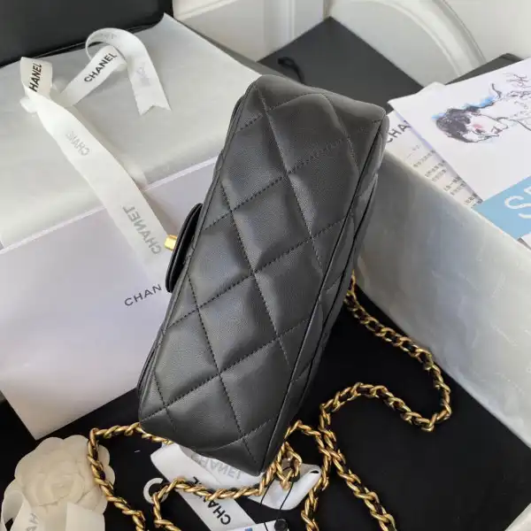 First bag ru CHANEL FLAP BAG