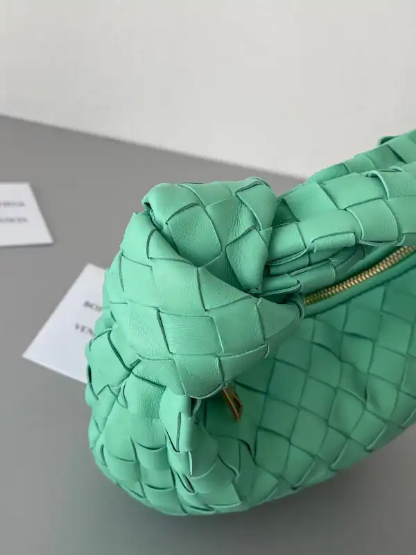 Bagsoffer yupoo BOTTEGA VENETA MINI JODIE