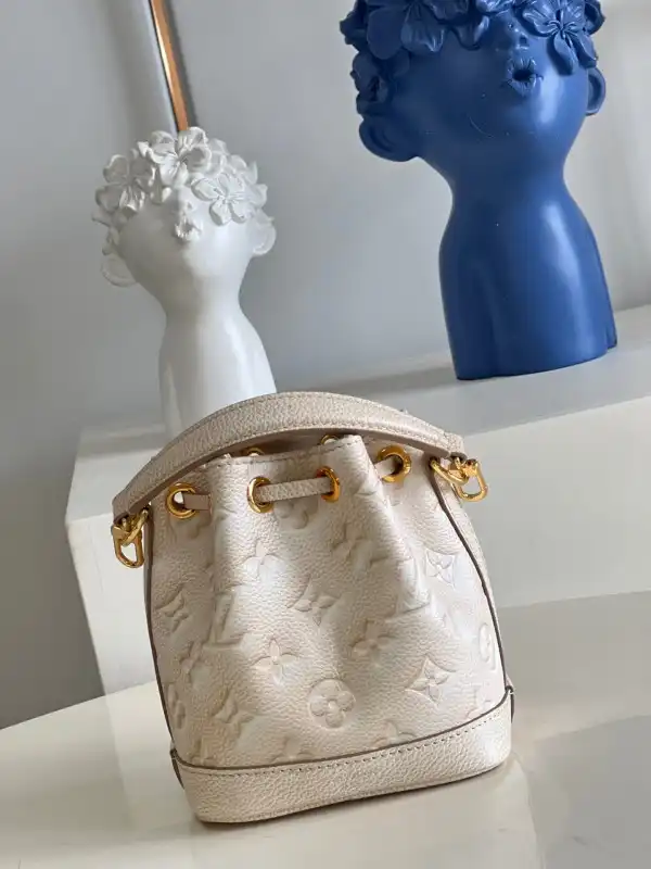 LOUIS VUITTON NANO NOÉ