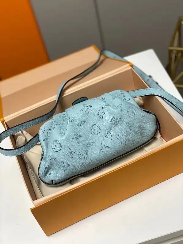 Frstbag ru LOUIS VUITTON SCALA MINI POUCH