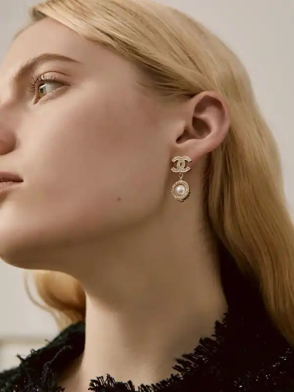 CHANEL EARRINGS