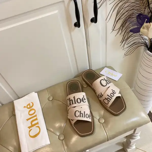 CHLOÉ woody flat mule