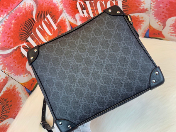 HOT SALE GUCCI GG shoulder bag with leather details