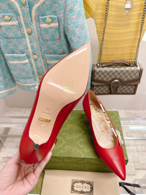 HOT SALE GUCCI Women's pump with 'GUCCI'