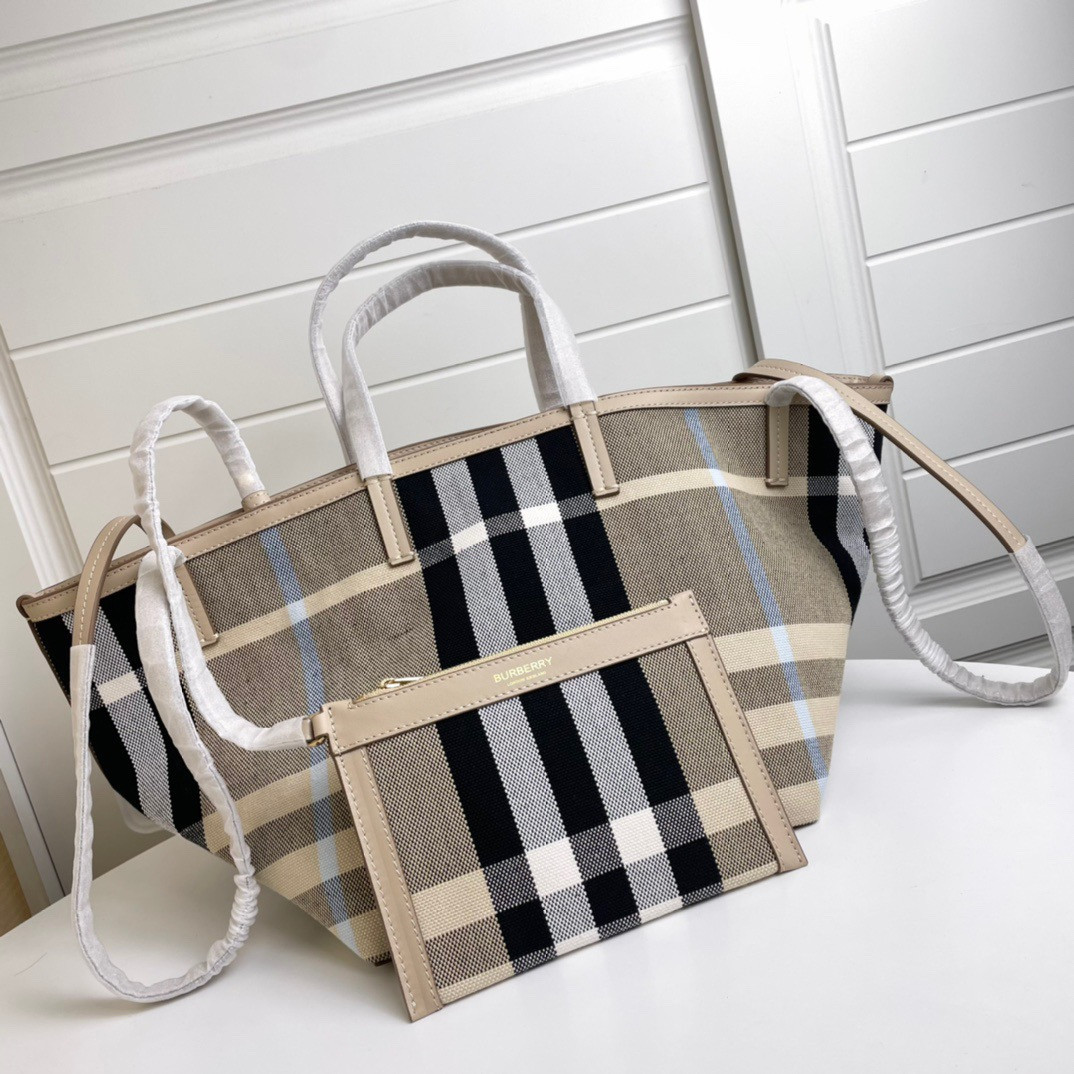 HOT SALE BURBERRY Beach Tote