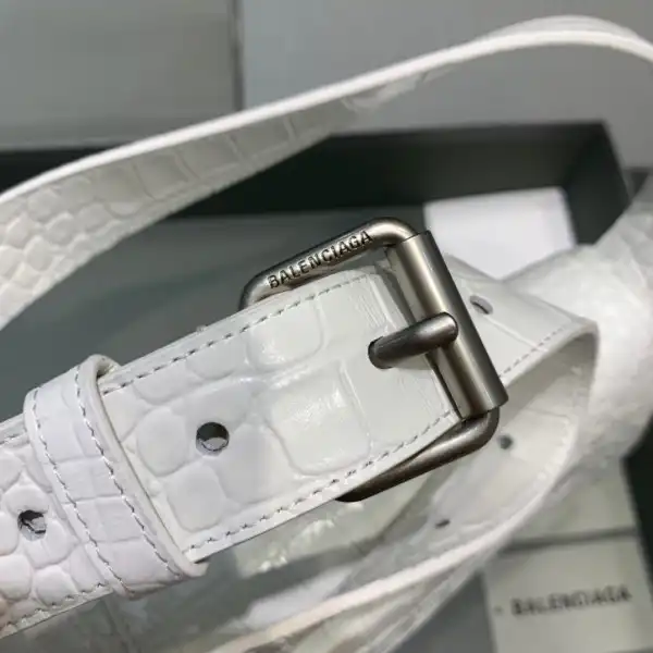 First bag ru BALENCIAGA DOWNTOWN MEDIUM SHOULDER BAG