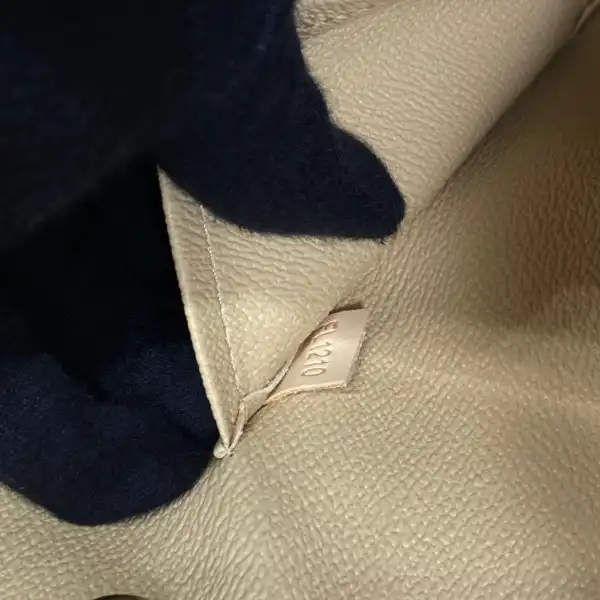 Cheap LOUIS VUITTON SAC PLAT