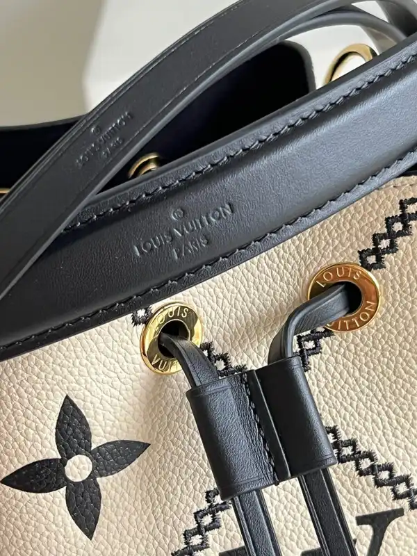 Rep LOUIS VUITTON NÉONOÉ BB