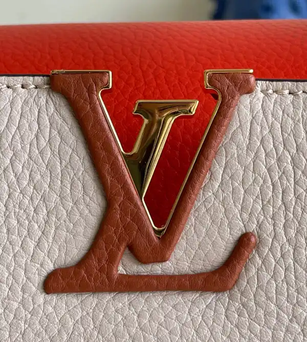 Frstbag ru LOUIS VUITTON CAPUCINES PM