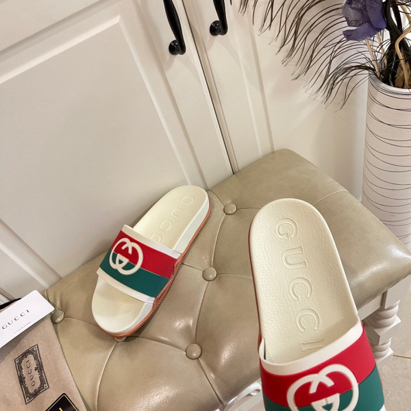 HOT SALE GUCCI Interlocking G slide sandal