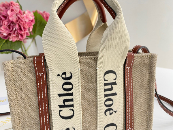 HOT SALE CHLOÉ woody nano tote