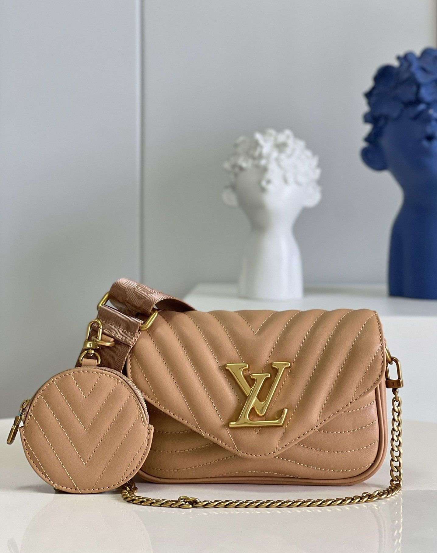 LOUIS VUITTON NEW WAVE MULTI-POCHETTE