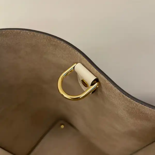 Bagsoffer FENDI WAY MEDIUM