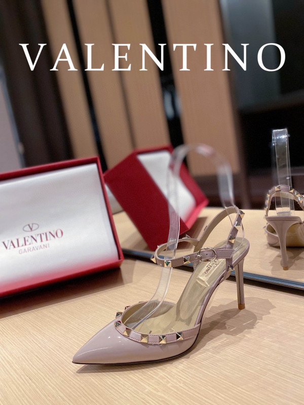 HOT SALE VALENTINO ROCKSTUD SANDAL