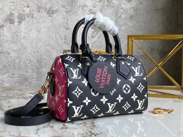 You get luxury for less. Shop now for the best deals on fake Louis bags. Louis Vuitton SPEEDY BANDOULIÈRE 20