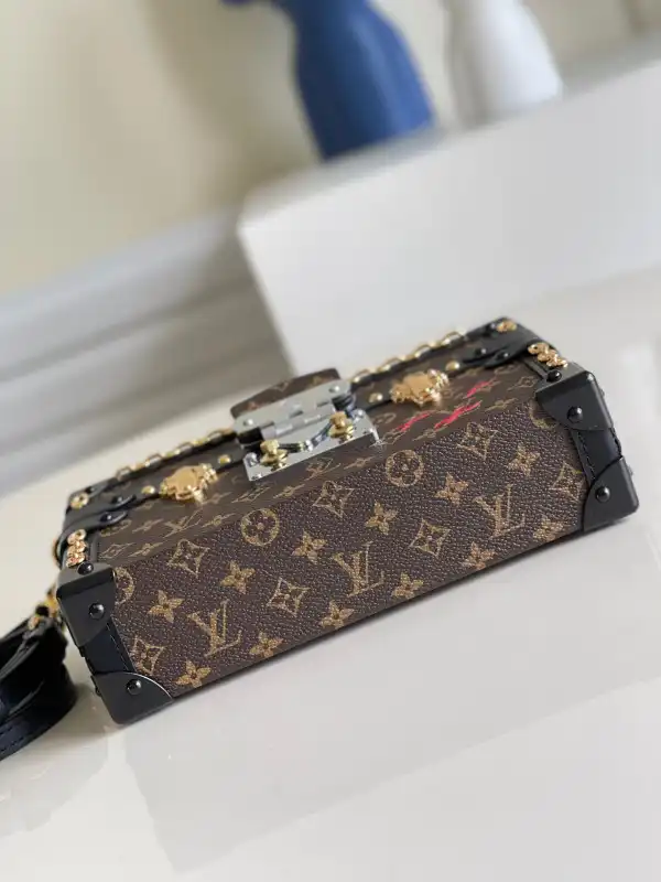 Frstbag ru LOUIS VUITTON PETITE MALLE