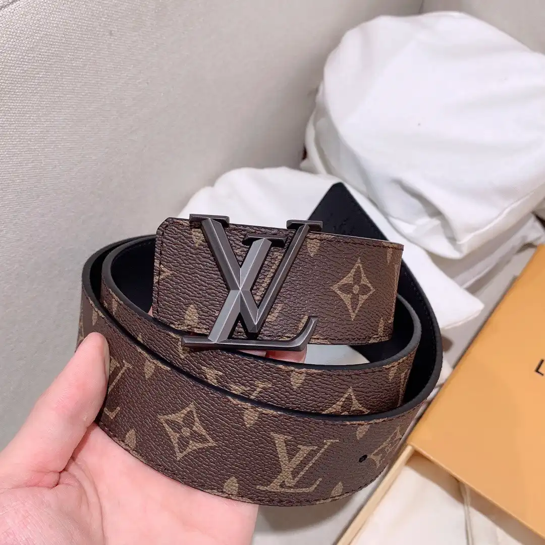 First bag ru Louis Vuitton Belt