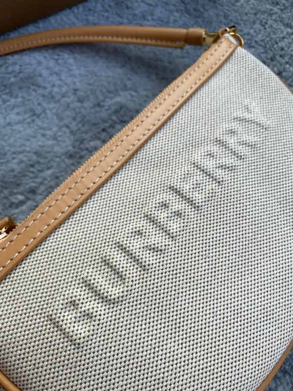 BURBERRY Olympia Pouch