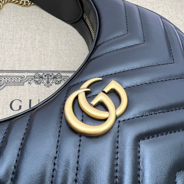 HOT SALE GUCCI GG Marmont half-moon-shaped mini bag