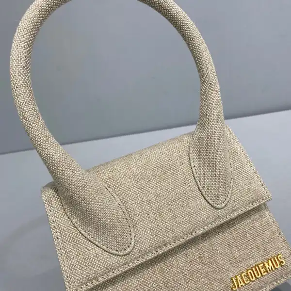 JACQUEMUS Le Chiquito Mini Bag