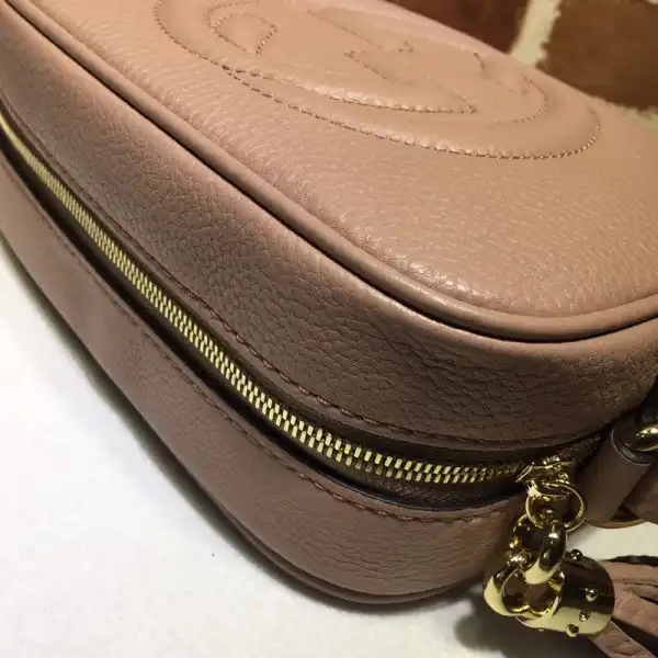 GUCCI Soho small leather disco bag