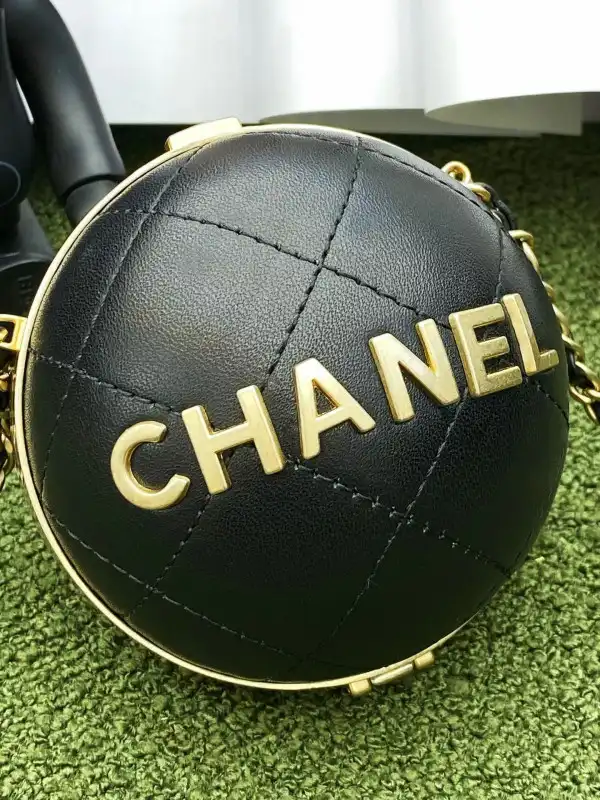 CHANEL SPHERE MINAUDIERE