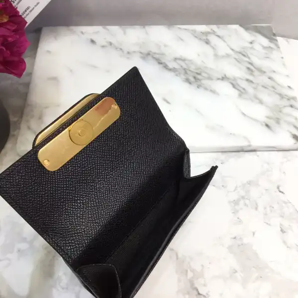 Bagsoffer VALENTINO GARAVANI COMPACT VSLING GRAINY CALFSKIN WALLET