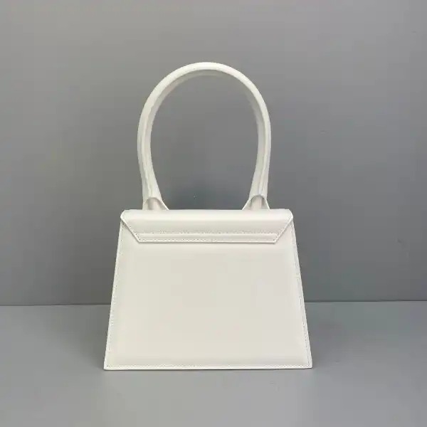 First bag ru JACQUEMUS Le grand Chiquito