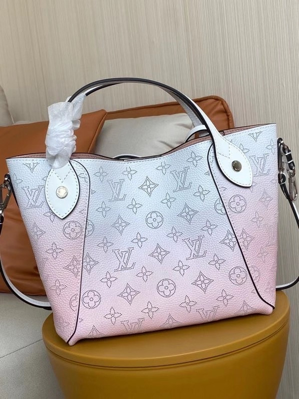 HOT SALE LOUIS VUITTON HINA PM