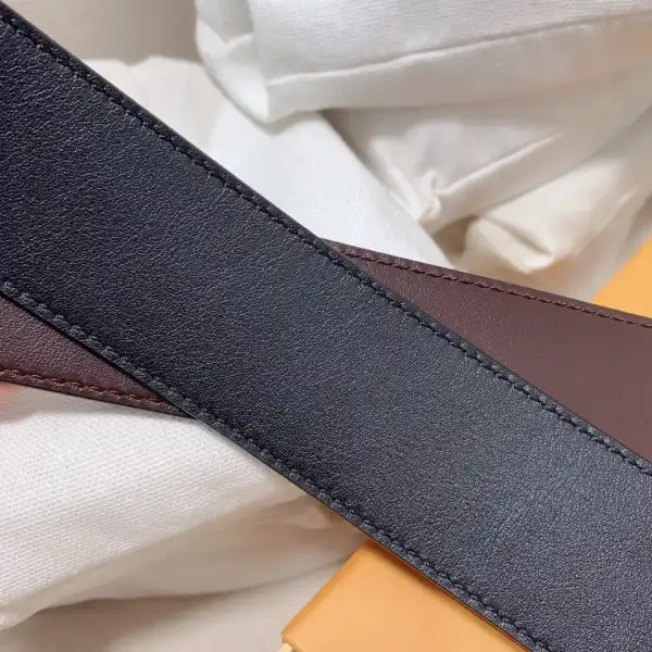 First bag ru Louis Vuitton Belt