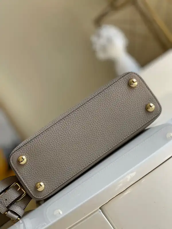 Affordable LOUIS VUITTON CAPUCINES BB