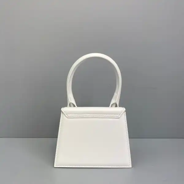 First bag ru JACQUEMUS Le Chiquito Noeud