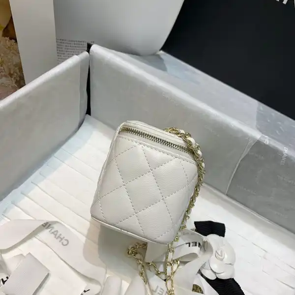 CHANEL SMALL VANITY WITH CHAIN