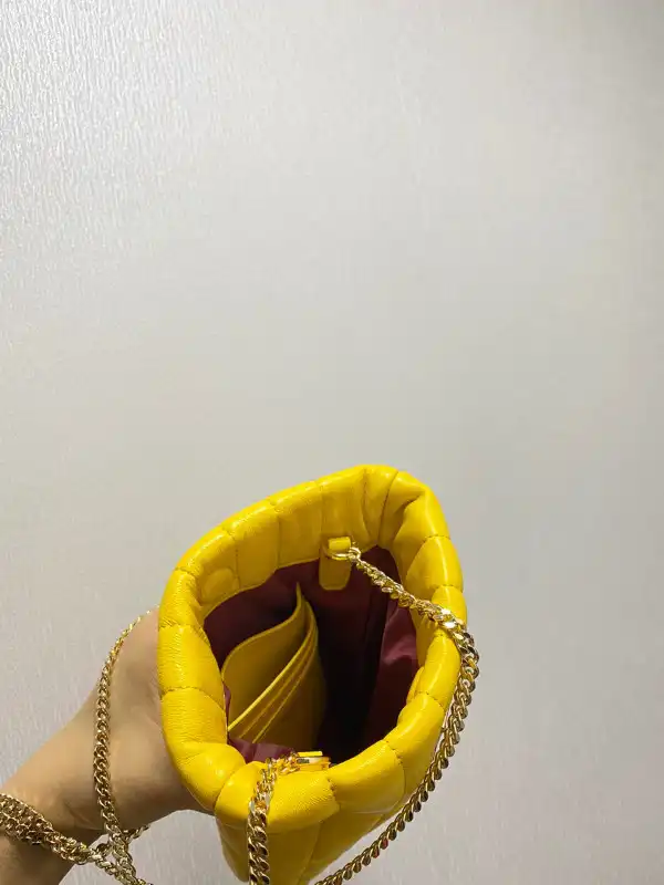 BURBERRY MICRO Lola Bucket Bag