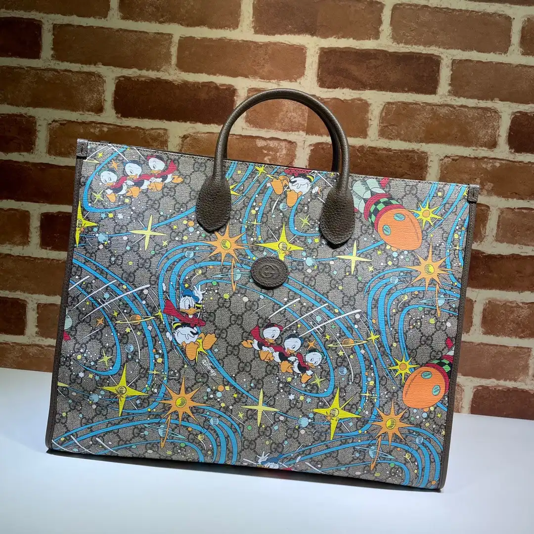 Disney x Gucci Donald Duck tote bag