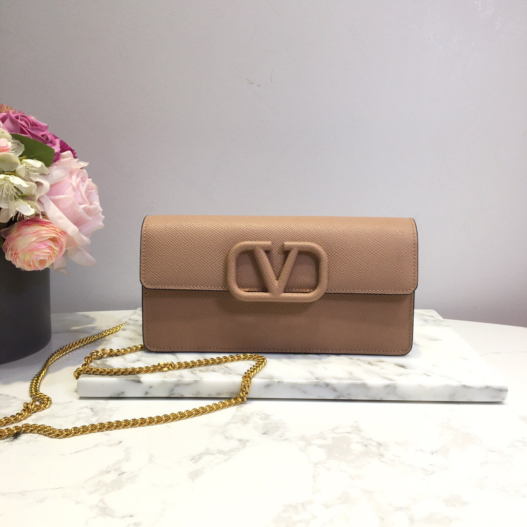 HOT SALE VALENTINO GARAVANI VSLING GRAINY CALFSKIN WALLET WITH CHAIN STRAP