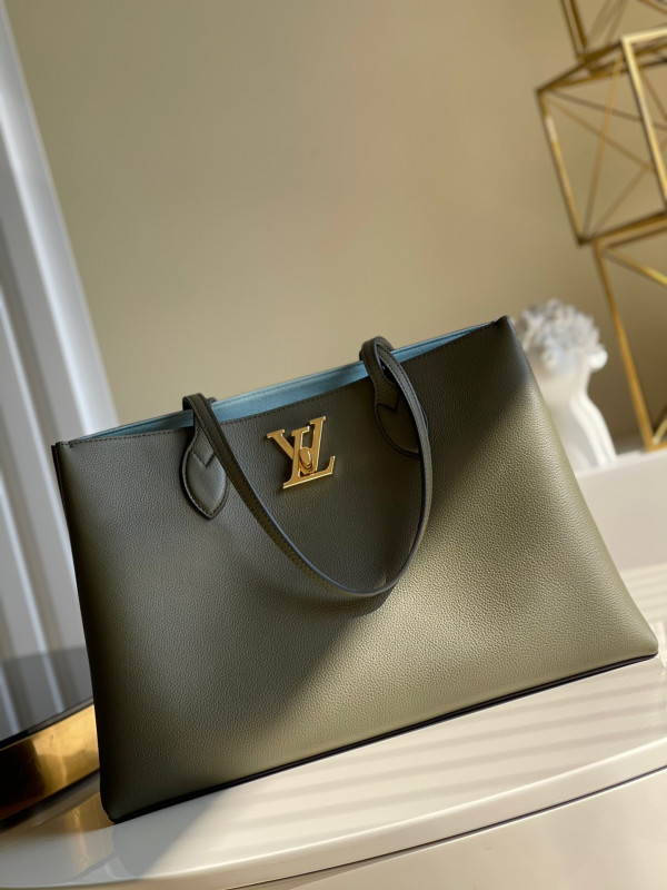 HOT SALE LOUIS VUITTON LOCKME SHOPPER