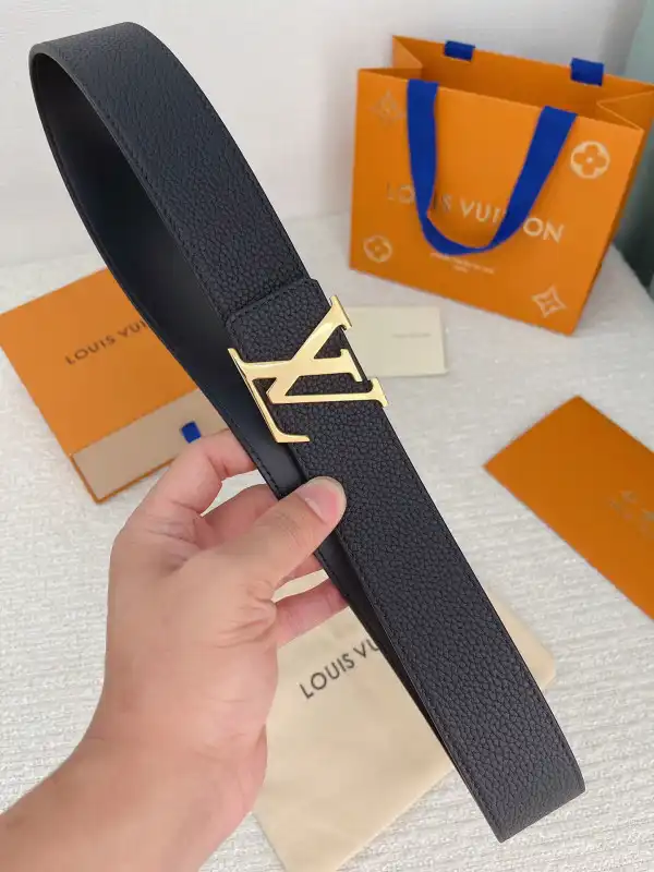 Yupoo bagsoffer LOUIS VUITTON BELT