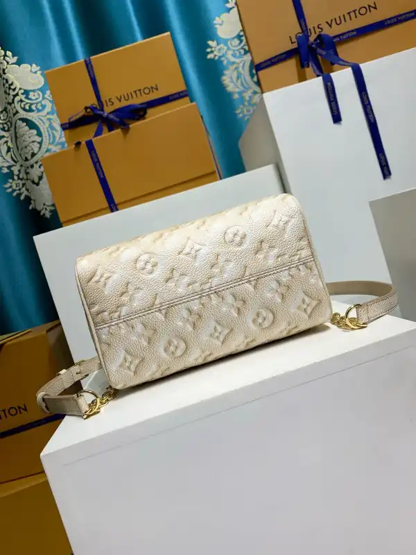 LOUIS VUITTON SPEEDY BANDOULIÈRE 20