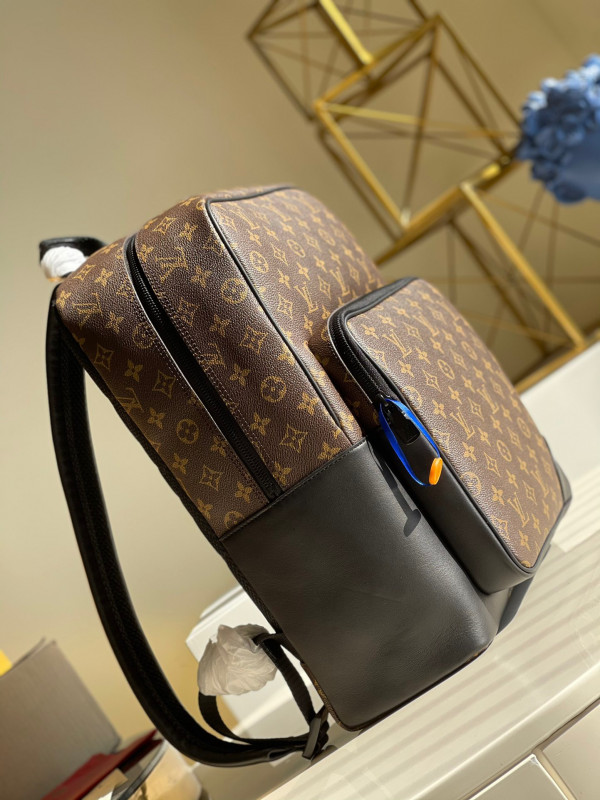 HOT SALE LOUIS VUITTON DEAN BACKPACK