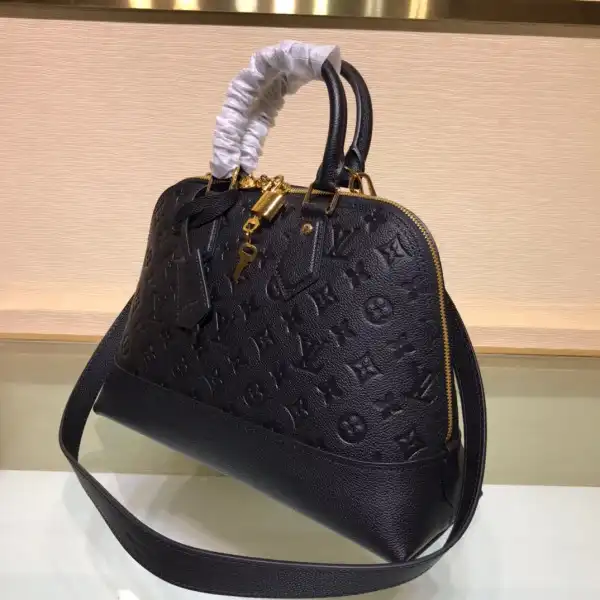 LOUIS VUITTON EXCHANELUSIVE PRELAUNCH - NEO ALMA PM