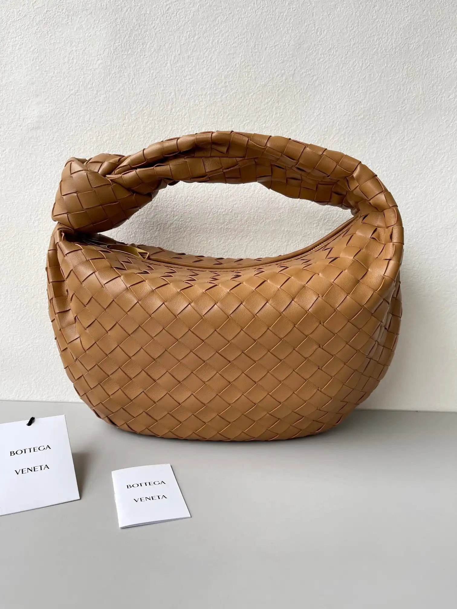 First bag ru BOTTEGA VENETA Teen Jodie