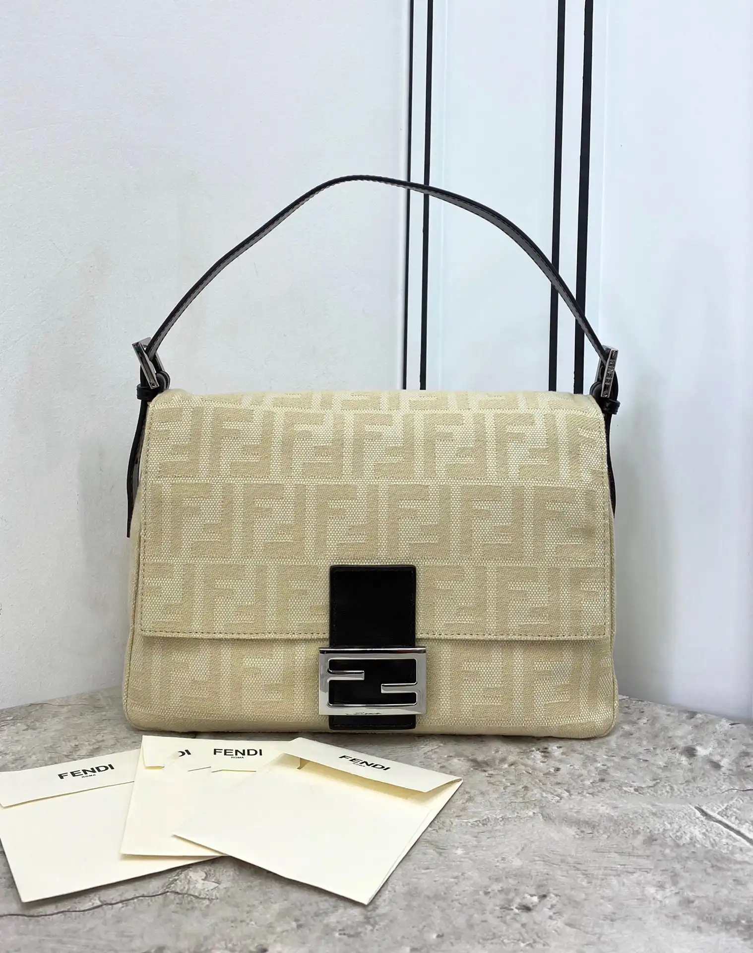 Firstbag Ru FENDI VINTAGE BAG