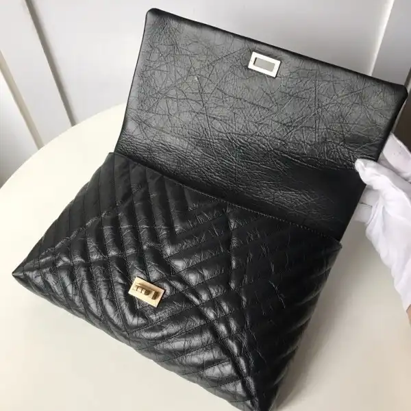 First Bag Ru CHANEL CHANELUTCH