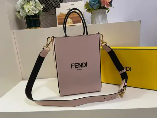 Firstbag Ru FENDI PACK SMALL SHOPPING BAG