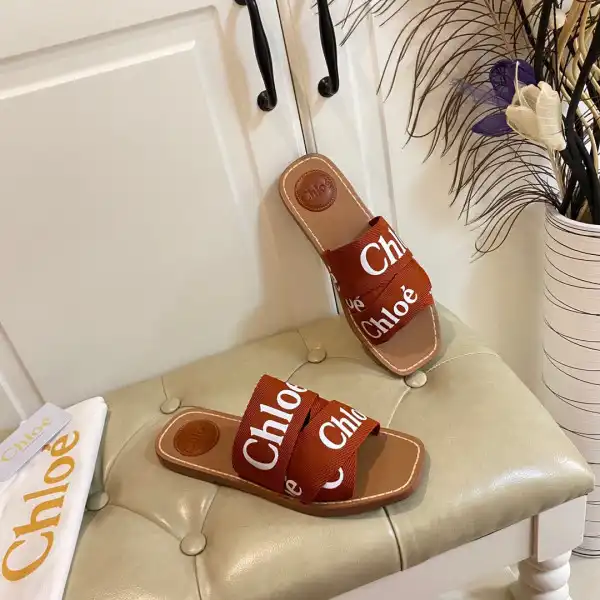 CHLOÉ woody flat mule