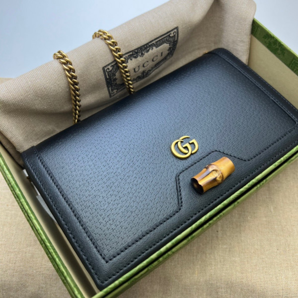 HOT SALE Gucci Diana mini bag with bamboo