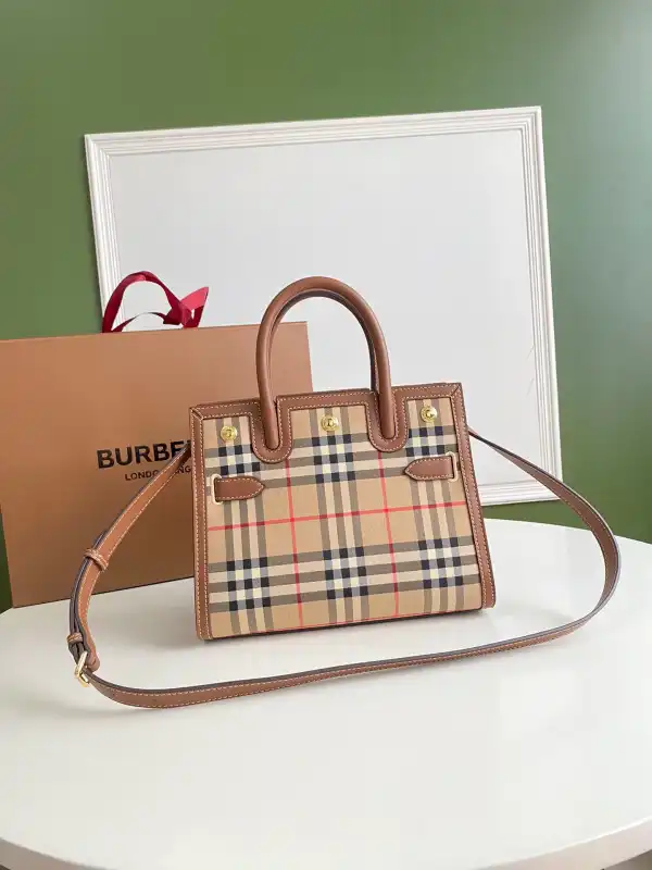 Firstbag Ru BURBERRY Mini Vintage Check Two-handle Title Bag